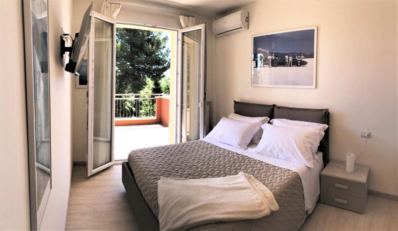 Residenza Verdemare Misano Adriatico Εξωτερικό φωτογραφία