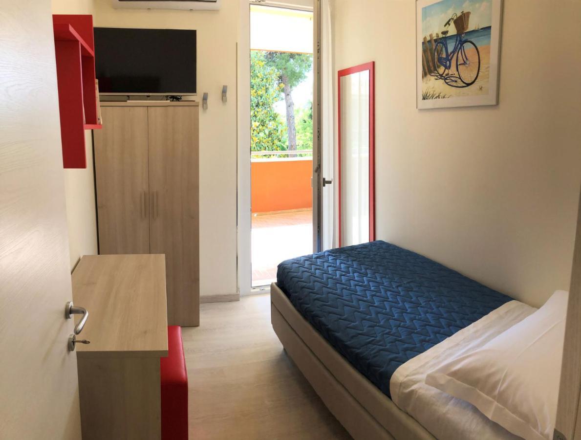Residenza Verdemare Misano Adriatico Εξωτερικό φωτογραφία