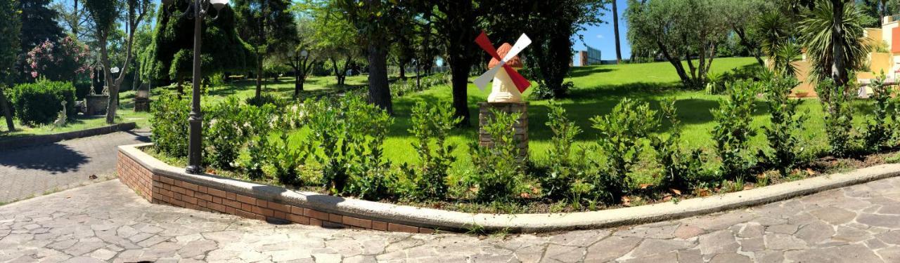 Residenza Verdemare Misano Adriatico Εξωτερικό φωτογραφία